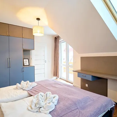 Every Sky Staszica 30 Apartmán *