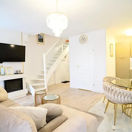 Every Sky Staszica 30