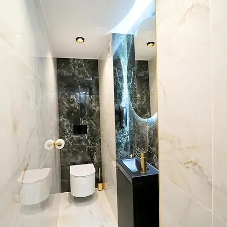 Every Sky Staszica 30 Apartmán