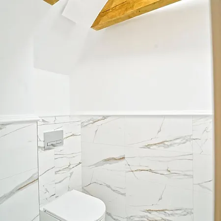 Apartmán Every Sky Staszica 30 *