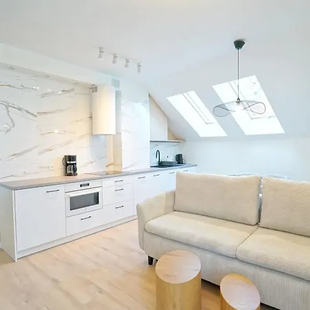 Every Sky Staszica 30