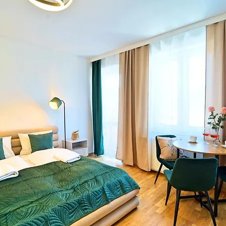 Every Sky Staszica 30 Apartmán