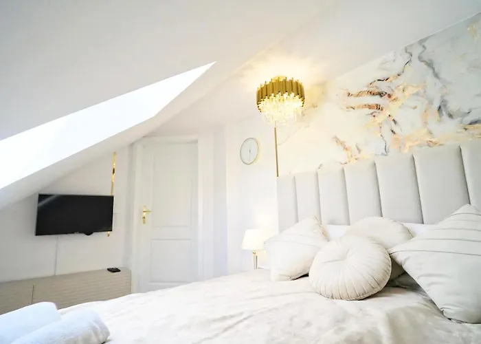 Apartment Every Sky Staszica 30 *