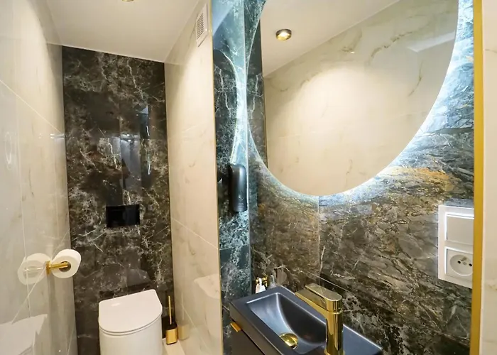 Apartment Every Sky Staszica 30 *