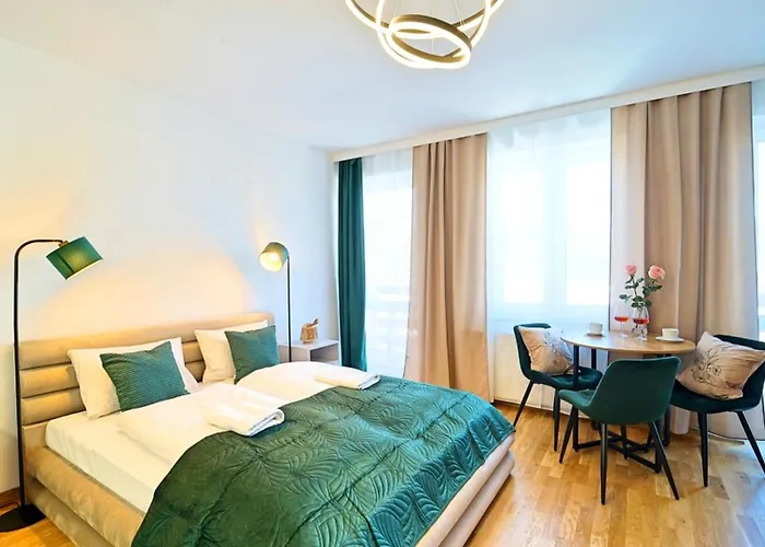 Every Sky Staszica 30 *