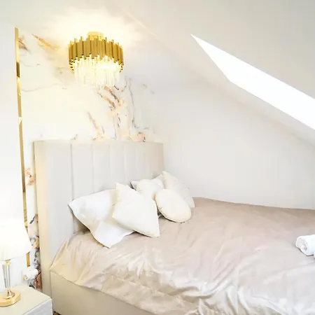 Every Sky Staszica 30 Apartment