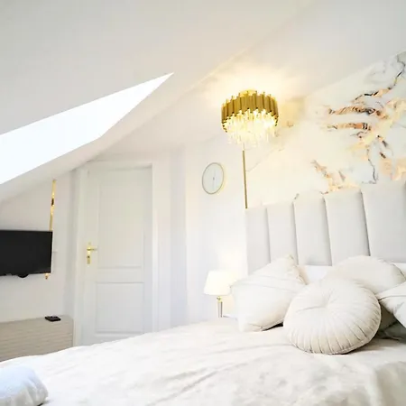 Apartment Every Sky Staszica 30 *