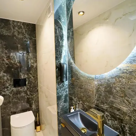 Apartment Every Sky Staszica 30 *