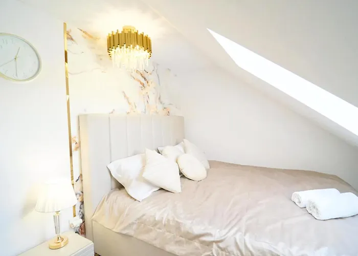 Every Sky Staszica 30 아파트