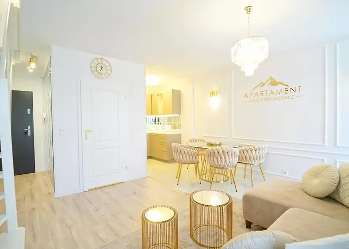 Every Sky Staszica 30 카르파츠